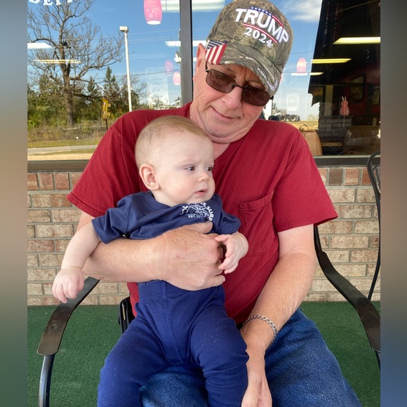 Meet your Posher, Jamie - Picture 3 of 4